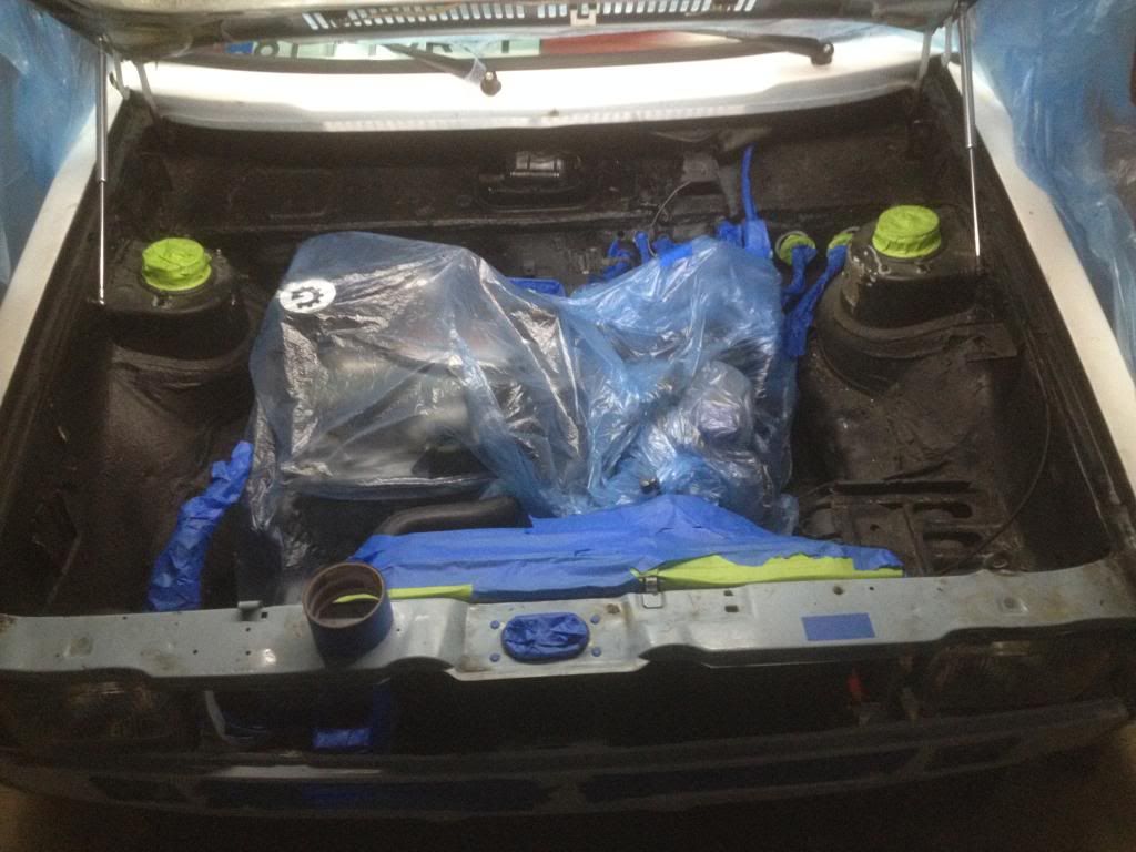 Upol raptor Bedliner...../engine bay content!!!caddy. VW Vortex